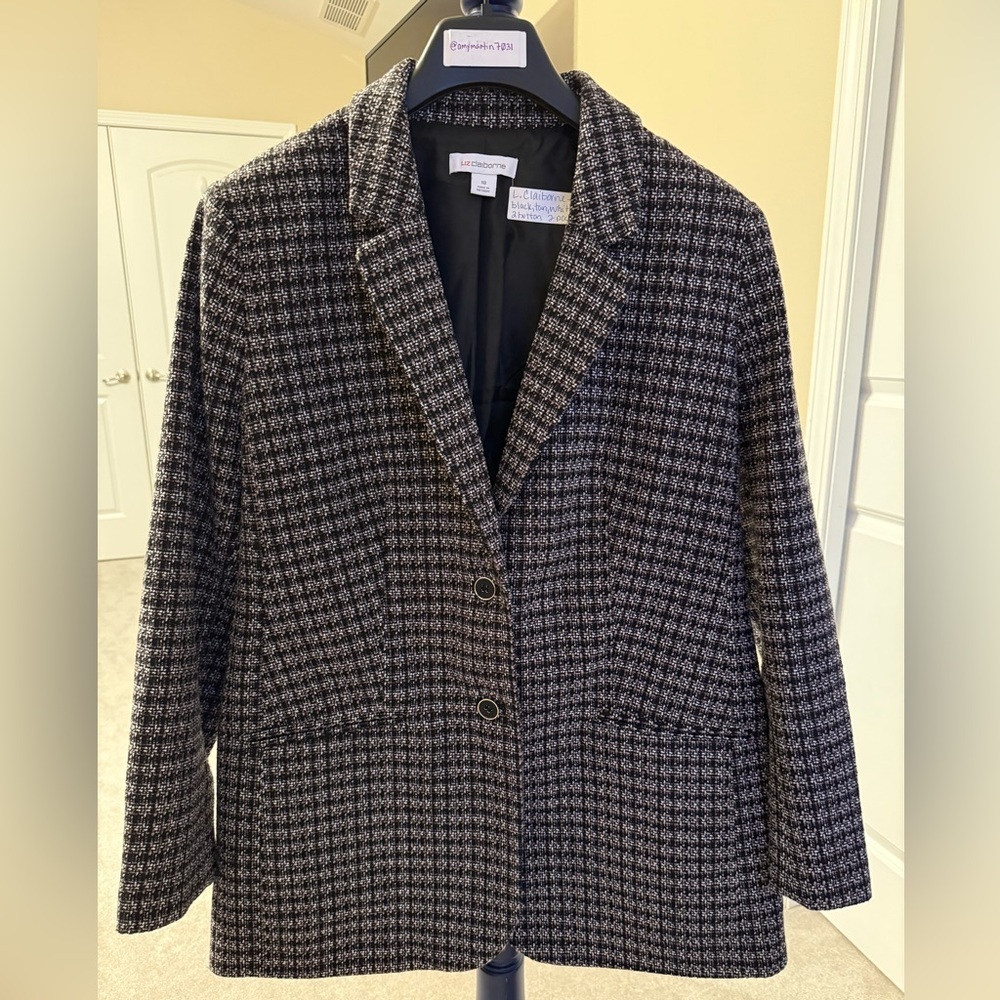 Liz Claiborne Women's Classic Blazer, Size 18